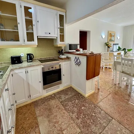 Akisol Olhos De Agua Ocean Apartman *